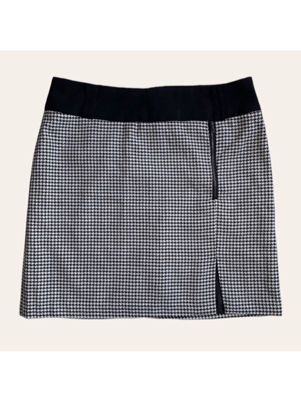 Houndstooth Mini Skirt Front Slit Accent Zipper Black White